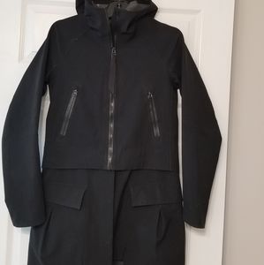Lululemon 2 piece 'Rain or Shine' jacket